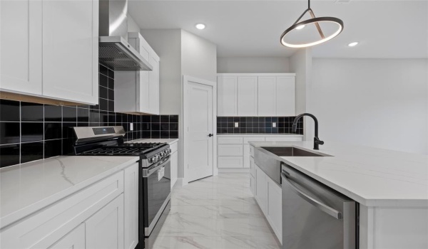 4424 fatima Drive, Irving, TX 75062, 4 Bedrooms Bedrooms, ,3 BathroomsBathrooms,Residential,For Sale,4424 fatima Drive,20866738