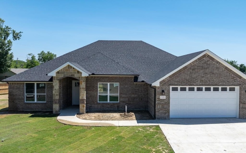 719 Cobblestone Cir, Mabank, TX 75147, 4 Bedrooms Bedrooms, ,3 BathroomsBathrooms,Residential,For Sale,719 Cobblestone Cir,108643