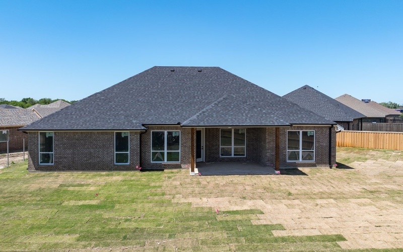 719 Cobblestone Cir, Mabank, TX 75147, 4 Bedrooms Bedrooms, ,3 BathroomsBathrooms,Residential,For Sale,719 Cobblestone Cir,108643