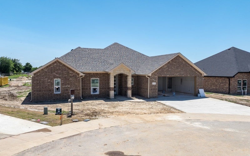 721 Cobblestone Cir, Mabank, TX 75147, 4 Bedrooms Bedrooms, ,2 BathroomsBathrooms,Residential,For Sale,721 Cobblestone Cir,108644