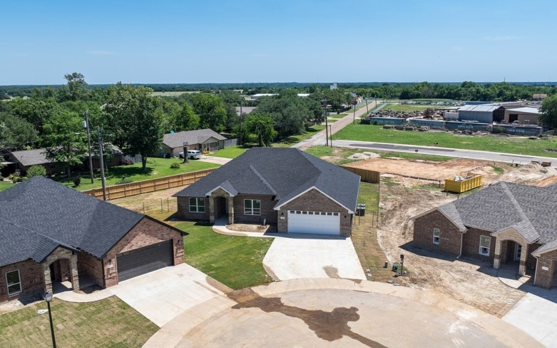 721 Cobblestone Cir, Mabank, TX 75147, 4 Bedrooms Bedrooms, ,2 BathroomsBathrooms,Residential,For Sale,721 Cobblestone Cir,108644