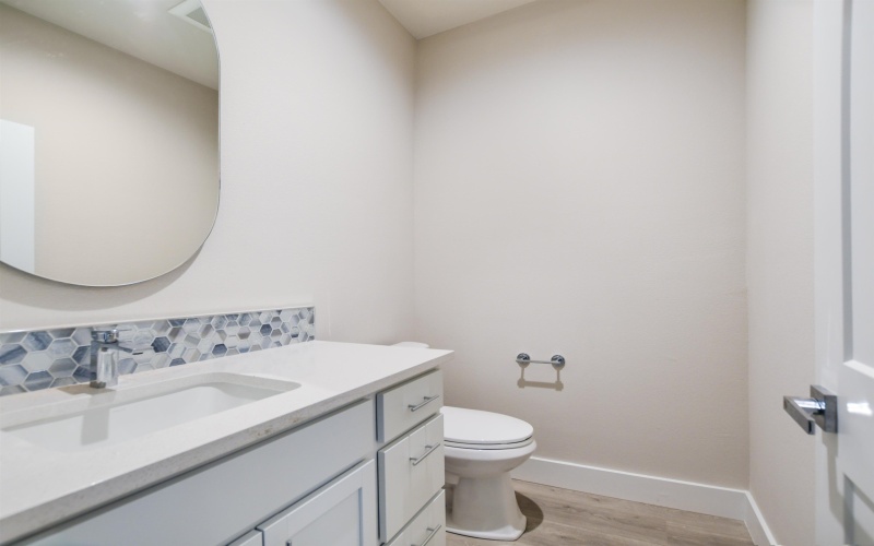 808 Twin Sails, Horseshoe Bay, TX 78657, 3 Bedrooms Bedrooms, ,2 BathroomsBathrooms,Residential,For Sale,808 Twin Sails,167033