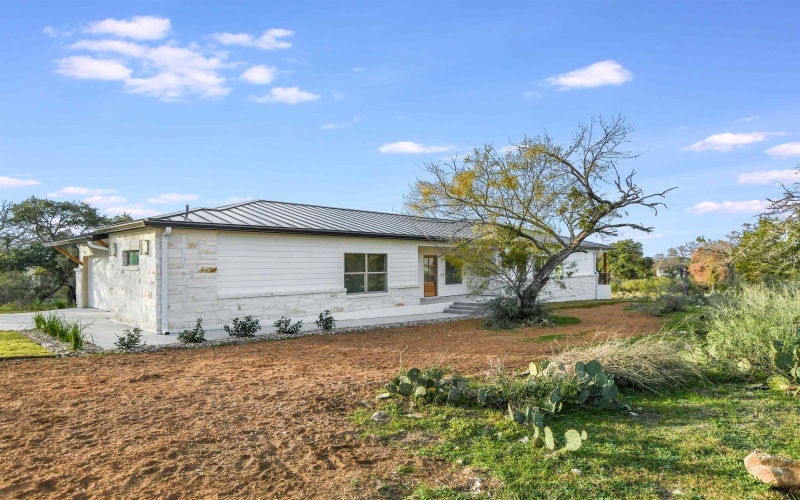 808 Twin Sails, Horseshoe Bay, TX 78657, 3 Bedrooms Bedrooms, ,2 BathroomsBathrooms,Residential,For Sale,808 Twin Sails,167033