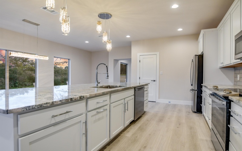 808 Twin Sails, Horseshoe Bay, TX 78657, 3 Bedrooms Bedrooms, ,2 BathroomsBathrooms,Residential,For Sale,808 Twin Sails,167033