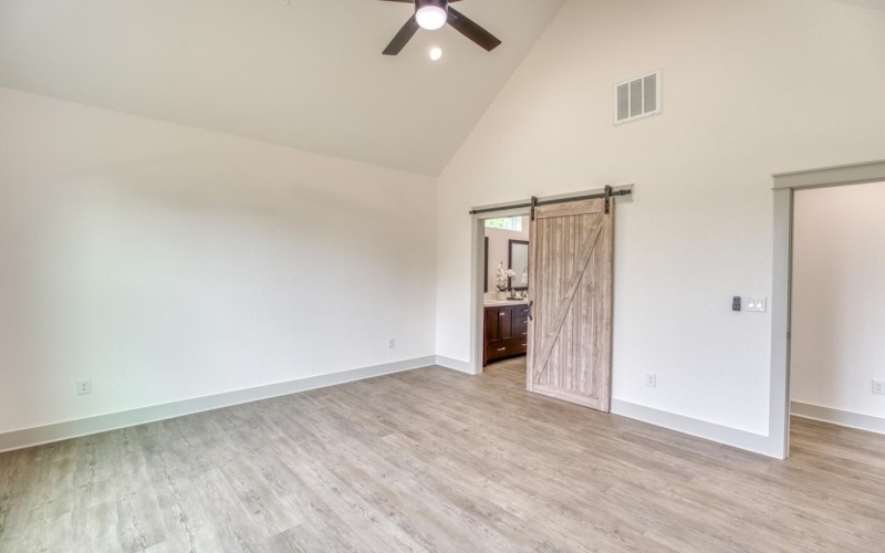 1611 White Tail, Horseshoe Bay, TX 78657, 3 Bedrooms Bedrooms, ,2 BathroomsBathrooms,Residential,For Sale,1611 White Tail,168241