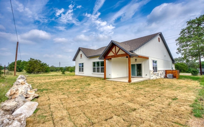 1611 White Tail, Horseshoe Bay, TX 78657, 3 Bedrooms Bedrooms, ,2 BathroomsBathrooms,Residential,For Sale,1611 White Tail,168241
