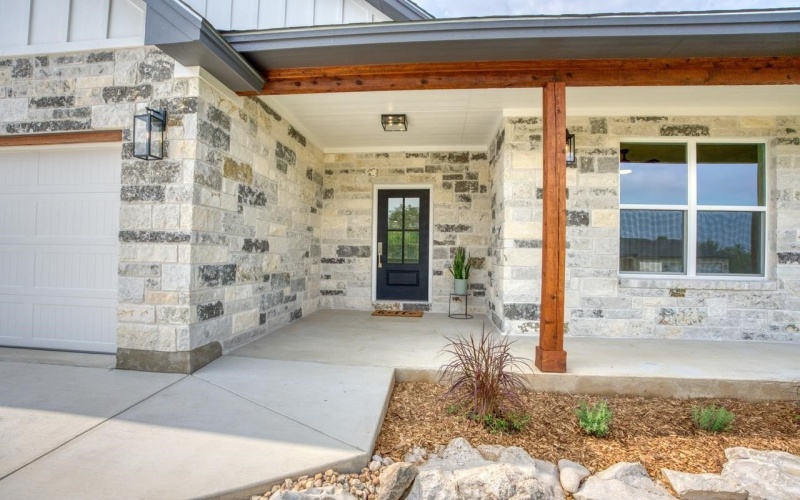 1611 White Tail, Horseshoe Bay, TX 78657, 3 Bedrooms Bedrooms, ,2 BathroomsBathrooms,Residential,For Sale,1611 White Tail,168241