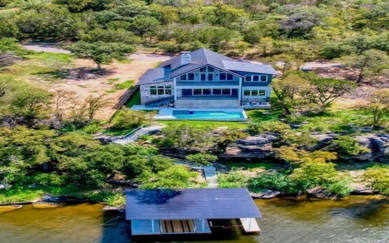 116 LOS ESCONDIDOS, Marble Falls, TX 78654, 4 Bedrooms Bedrooms, ,6 BathroomsBathrooms,Residential,For Sale,116 LOS ESCONDIDOS,169397
