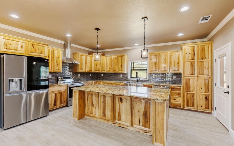 106 Bobcat Trail, Llano, TX 78643, 3 Bedrooms Bedrooms, ,2 BathroomsBathrooms,Residential,For Sale,106 Bobcat Trail,169912