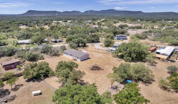 162 Julie Lane Lane, Kingsland, TX 78639, 3 Bedrooms Bedrooms, ,2 BathroomsBathrooms,Residential,For Sale,162 Julie Lane Lane,169955