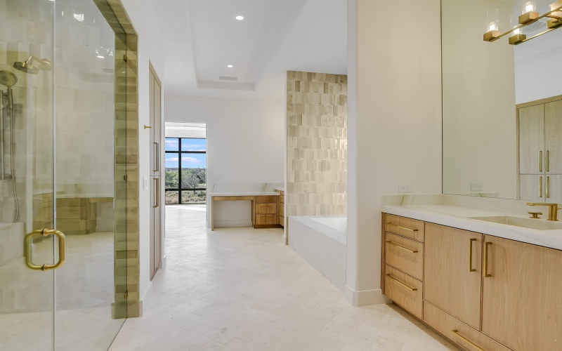 146 Coral Berry, Horseshoe Bay, TX 78657, 4 Bedrooms Bedrooms, ,5 BathroomsBathrooms,Residential,For Sale,146 Coral Berry,169971