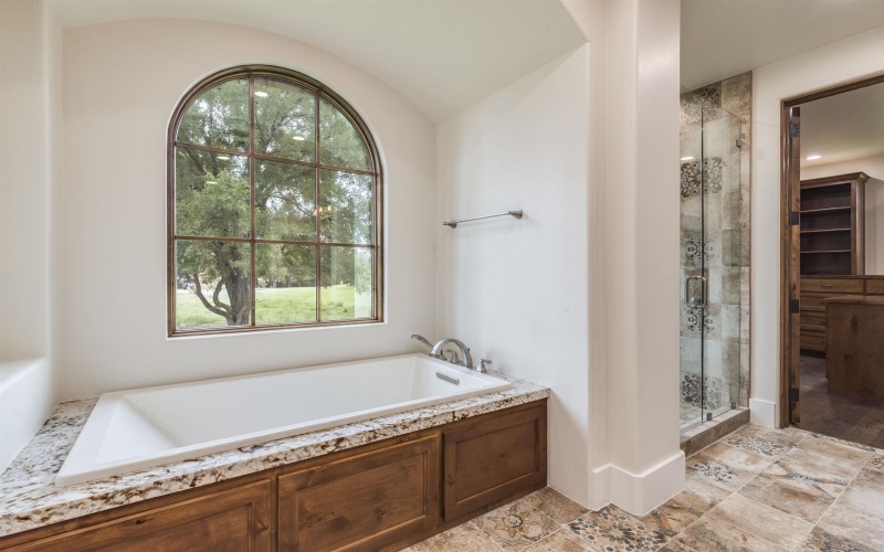 107 La Serena Loop, Horseshoe Bay, TX 78657, 4 Bedrooms Bedrooms, ,5 BathroomsBathrooms,Residential,For Sale,107 La Serena Loop,170298