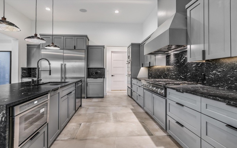 172 Westgate Loop, Horseshoe Bay, TX 78657, 4 Bedrooms Bedrooms, ,3 BathroomsBathrooms,Residential,For Sale,172 Westgate Loop,170463