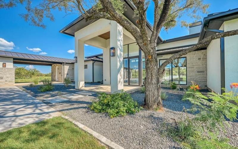 172 Westgate Loop, Horseshoe Bay, TX 78657, 4 Bedrooms Bedrooms, ,3 BathroomsBathrooms,Residential,For Sale,172 Westgate Loop,170463