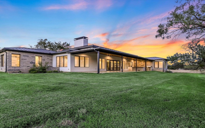 172 Westgate Loop, Horseshoe Bay, TX 78657, 4 Bedrooms Bedrooms, ,3 BathroomsBathrooms,Residential,For Sale,172 Westgate Loop,170463