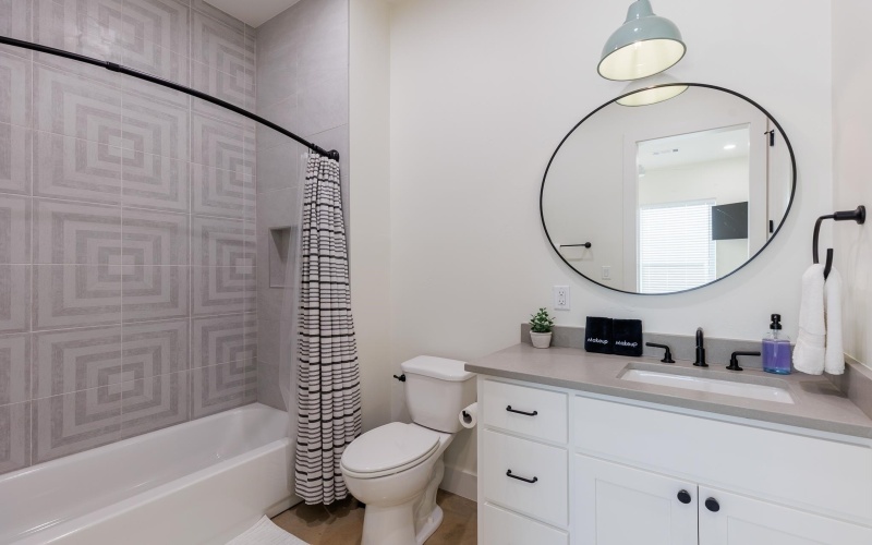 241 Lazy Oaks Lane, Kingsland, TX 78639-0000, 9 Bedrooms Bedrooms, ,9 BathroomsBathrooms,Residential,For Sale,241 Lazy Oaks Lane,170918