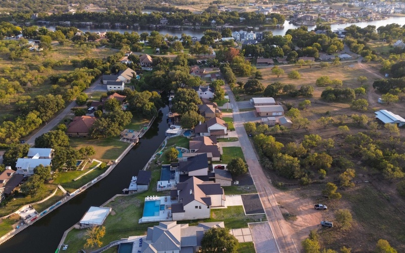 241 Lazy Oaks Lane, Kingsland, TX 78639-0000, 9 Bedrooms Bedrooms, ,9 BathroomsBathrooms,Residential,For Sale,241 Lazy Oaks Lane,170918