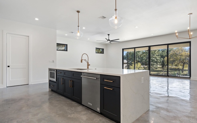 300 Deer Drive, Sunrise Beach, TX 78643, 5 Bedrooms Bedrooms, ,5 BathroomsBathrooms,Residential,For Sale,300 Deer Drive,171164