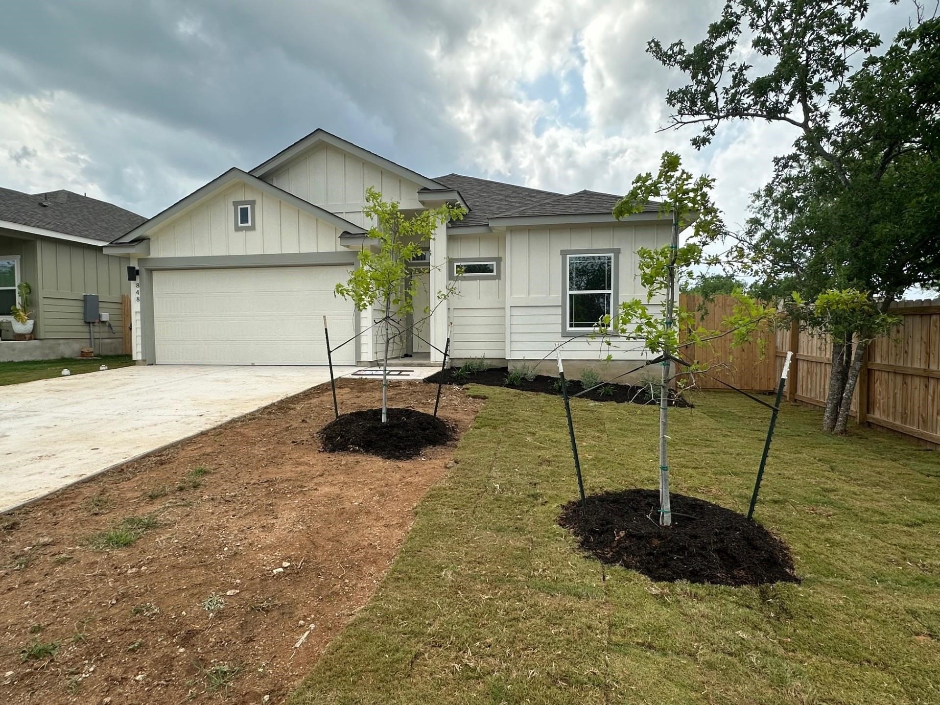 848 Driftwood Lane, Cottonwood Shores, TX 78657, 3 Habitaciones Habitaciones , ,2 BañosBaños,Residential,En Venta,848 Driftwood Lane,171216