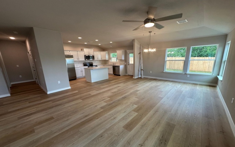 848 Driftwood Lane, Cottonwood Shores, TX 78657, 3 Habitaciones Habitaciones , ,2 BañosBaños,Residential,En Venta,848 Driftwood Lane,171216