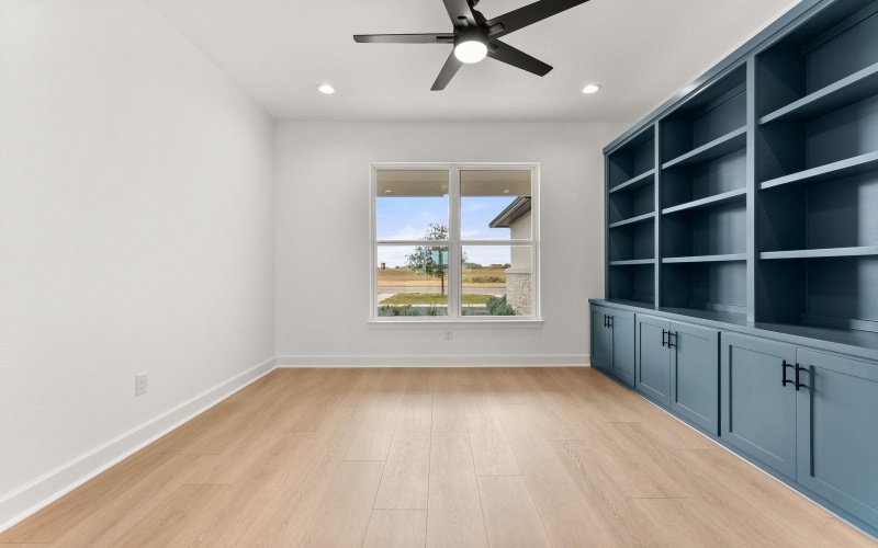 121 Black Diamond Drive, Kingsland, TX 78639, 4 Bedrooms Bedrooms, ,3 BathroomsBathrooms,Residential,For Sale,121 Black Diamond Drive,171270