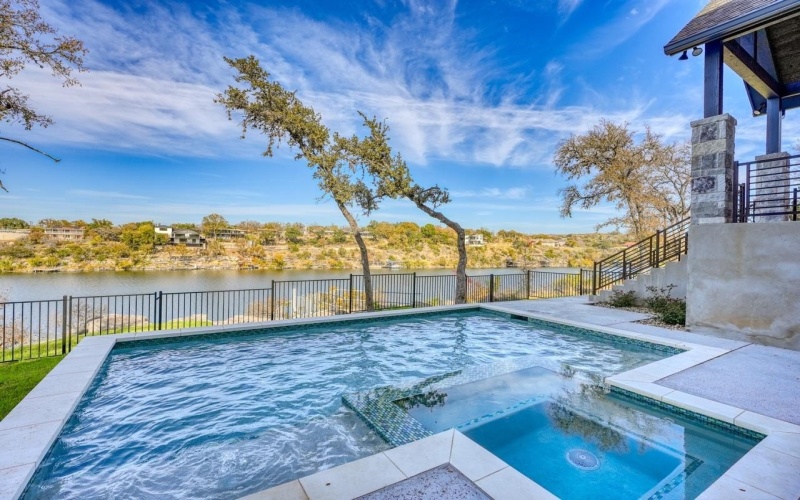 112 Los Escondidos, Marble Falls, TX 78654, 5 Bedrooms Bedrooms, ,6 BathroomsBathrooms,Residential,For Sale,112 Los Escondidos,171291
