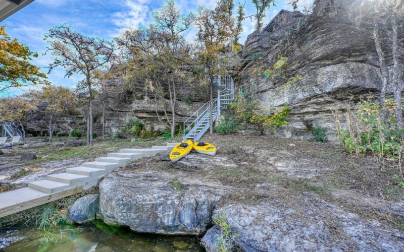 112 Los Escondidos, Marble Falls, TX 78654, 5 Bedrooms Bedrooms, ,6 BathroomsBathrooms,Residential,For Sale,112 Los Escondidos,171291