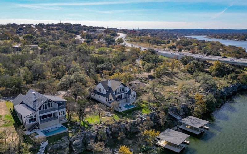 112 Los Escondidos, Marble Falls, TX 78654, 5 Bedrooms Bedrooms, ,6 BathroomsBathrooms,Residential,For Sale,112 Los Escondidos,171291