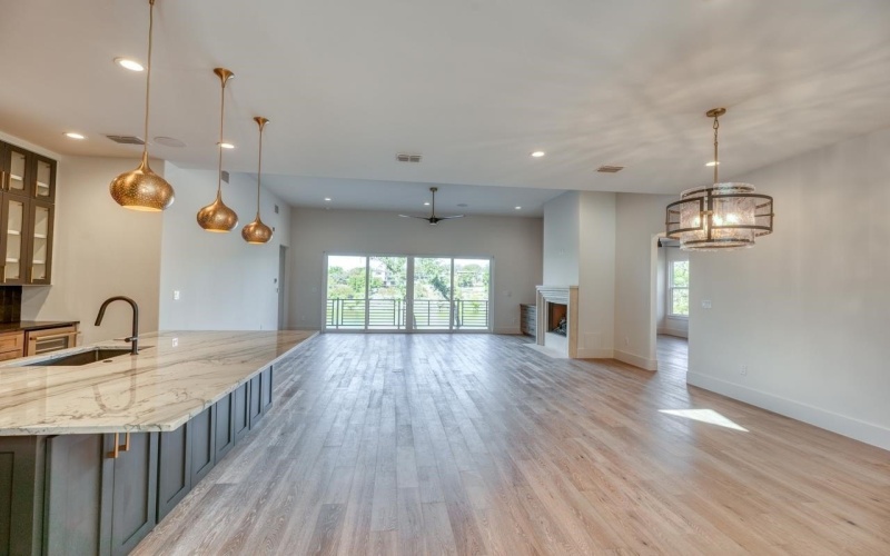 112 Los Escondidos, Marble Falls, TX 78654, 5 Bedrooms Bedrooms, ,6 BathroomsBathrooms,Residential,For Sale,112 Los Escondidos,171291