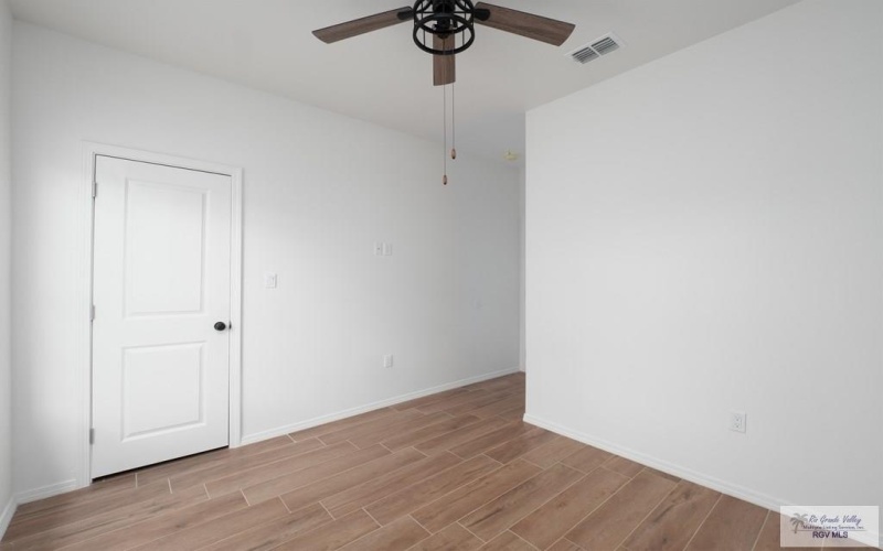 950 E EXPRESSWAY 83, SAN BENITO, TX 78586, ,Residential Multi Family,For Sale,950 E EXPRESSWAY 83,29752042