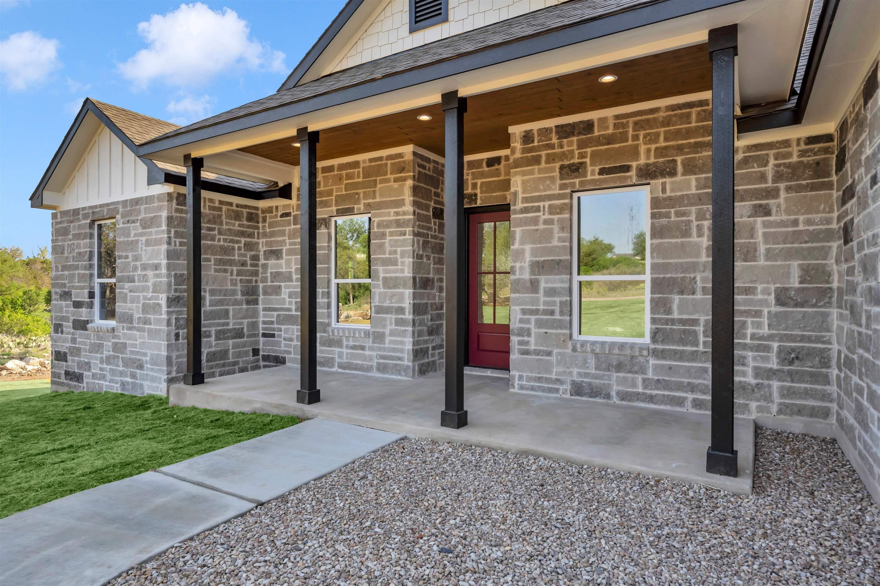 113 NE Cobblestone Lane, Burnet, TX 78611, 5 Habitaciones Habitaciones , ,2 BañosBaños,Residential,En Venta,113 NE Cobblestone Lane,171379