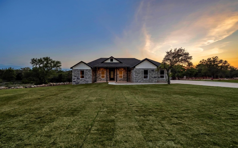 113 NE Cobblestone Lane, Burnet, TX 78611, 5 Habitaciones Habitaciones , ,2 BañosBaños,Residential,En Venta,113 NE Cobblestone Lane,171379