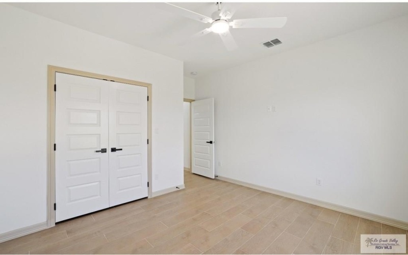 16647 NAPPER LN #1, HARLINGEN, TX 78552, 3 Habitaciones Habitaciones , ,2 BañosBaños,Residential,En Venta,16647 NAPPER LN,29753333