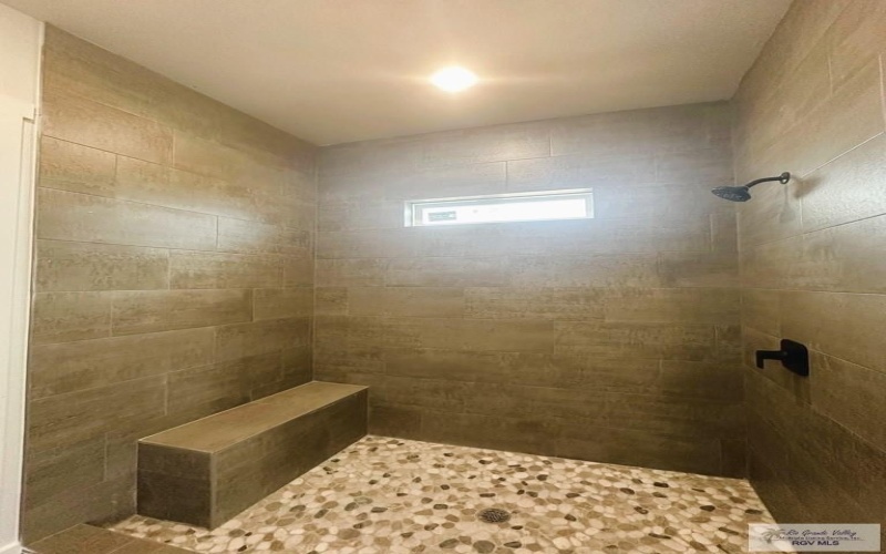 3518 TREASURE HILLS BLVD., HARLINGEN, TX 78550, 4 Habitaciones Habitaciones , ,2 BañosBaños,Residential,En Venta,3518 TREASURE HILLS BLVD.,29753377