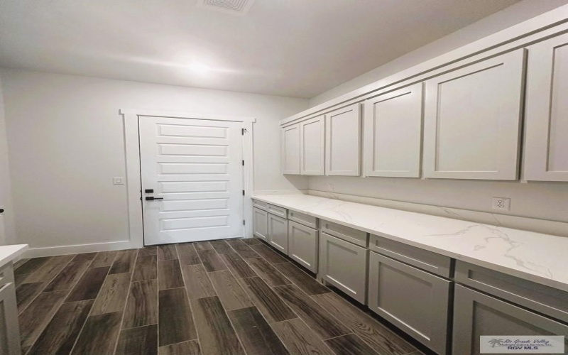 3518 TREASURE HILLS BLVD., HARLINGEN, TX 78550, 4 Habitaciones Habitaciones , ,2 BañosBaños,Residential,En Venta,3518 TREASURE HILLS BLVD.,29753377