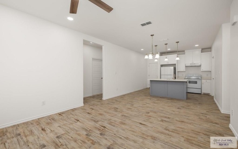 2917 MARIA DR, LA FERIA, TX 78559, 4 Bedrooms Bedrooms, ,2 BathroomsBathrooms,Residential,For Sale,2917 MARIA DR,29755117
