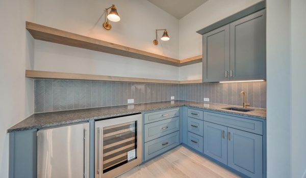 140 Riverfront Drive, Kingsland, TX 78639, 5 Bedrooms Bedrooms, ,6 BathroomsBathrooms,Residential,For Sale,140 Riverfront Drive,171522