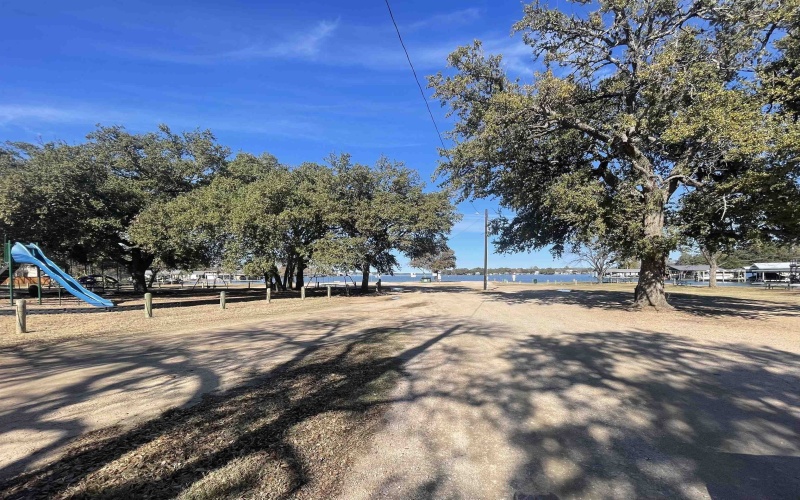221 Norwood Dr Drive, Granite Shoals, TX 78654, 3 Bedrooms Bedrooms, ,2 BathroomsBathrooms,Residential,For Sale,221 Norwood Dr Drive,171531