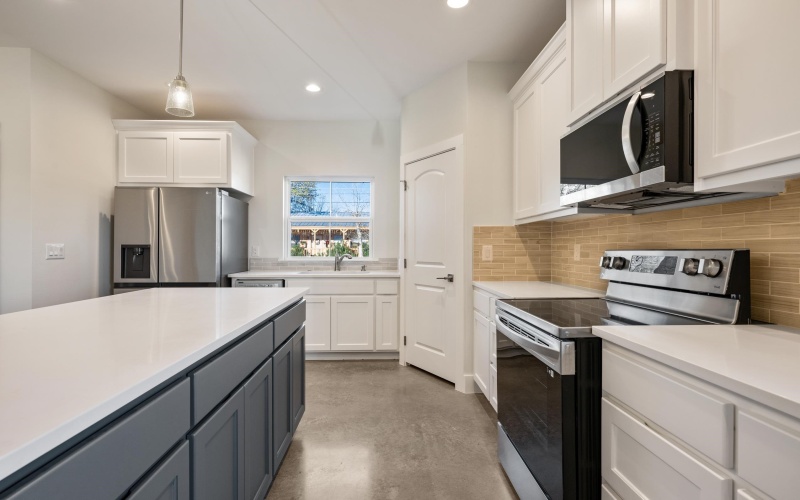 221 Norwood Dr Drive, Granite Shoals, TX 78654, 3 Bedrooms Bedrooms, ,2 BathroomsBathrooms,Residential,For Sale,221 Norwood Dr Drive,171531