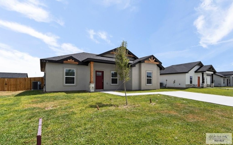 1802 HOPE DR., MERCEDES, TX 78570, 4 Bedrooms Bedrooms, ,2 BathroomsBathrooms,Residential,For Sale,1802 HOPE DR.,29757530