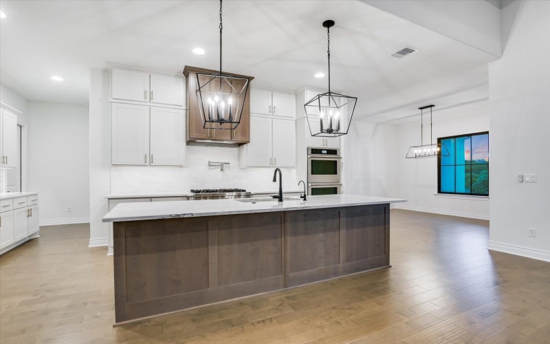 112 Nattie Woods, Horseshoe Bay, TX 78657, 4 Bedrooms Bedrooms, ,5 BathroomsBathrooms,Residential,For Sale,112 Nattie Woods,171596