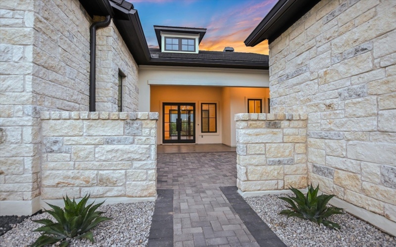 112 Nattie Woods, Horseshoe Bay, TX 78657, 4 Bedrooms Bedrooms, ,5 BathroomsBathrooms,Residential,For Sale,112 Nattie Woods,171596