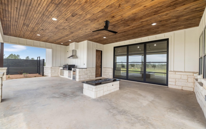 306 Interlaken Street, Fredericksburg, TX 78624, 5 Bedrooms Bedrooms, ,3 BathroomsBathrooms,Residential,For Sale,306 Interlaken Street,171604