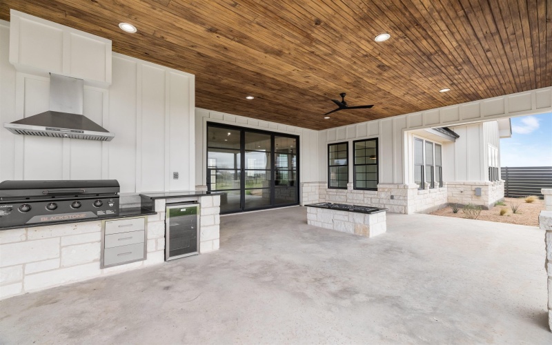 306 Interlaken Street, Fredericksburg, TX 78624, 5 Bedrooms Bedrooms, ,3 BathroomsBathrooms,Residential,For Sale,306 Interlaken Street,171604