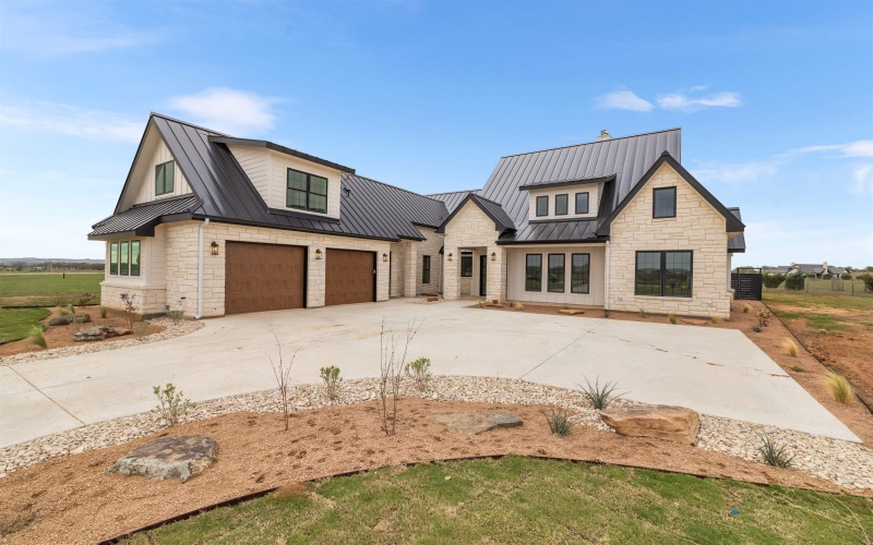 306 Interlaken Street, Fredericksburg, TX 78624, 5 Bedrooms Bedrooms, ,3 BathroomsBathrooms,Residential,For Sale,306 Interlaken Street,171604