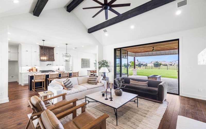 306 Interlaken Street, Fredericksburg, TX 78624, 5 Bedrooms Bedrooms, ,3 BathroomsBathrooms,Residential,For Sale,306 Interlaken Street,171604