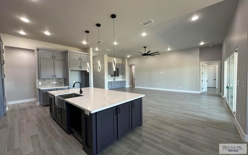 3406 KELSEY CT., HARLINGEN, TX 78550, 5 Bedrooms Bedrooms, ,3 BathroomsBathrooms,Residential,For Sale,3406 KELSEY CT.,29758327