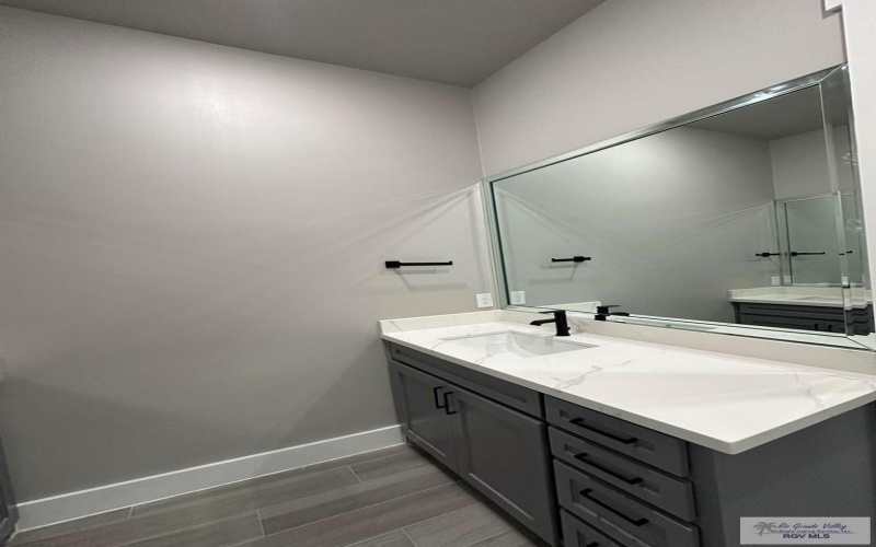 3406 KELSEY CT., HARLINGEN, TX 78550, 5 Bedrooms Bedrooms, ,3 BathroomsBathrooms,Residential,For Sale,3406 KELSEY CT.,29758327