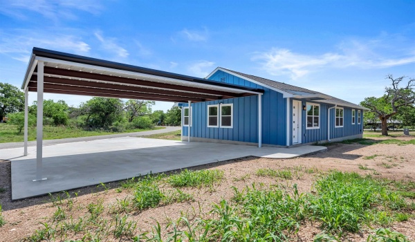 1701 Lakewood, Kingsland, TX 78639, 3 Bedrooms Bedrooms, ,2 BathroomsBathrooms,Residential,For Sale,1701 Lakewood,171644
