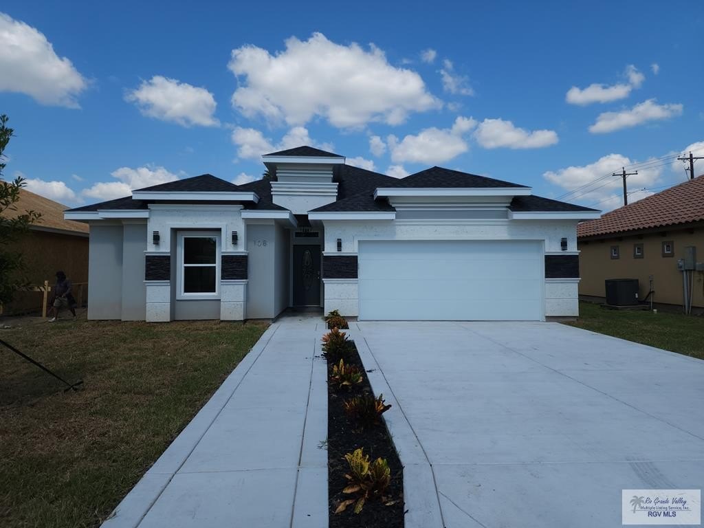 108 E ESCANDON AVE., RANCHO VIEJO, TX 78575, 3 Bedrooms Bedrooms, ,2 BathroomsBathrooms,Residential Lease,For Rent,108 E ESCANDON AVE.,29758360